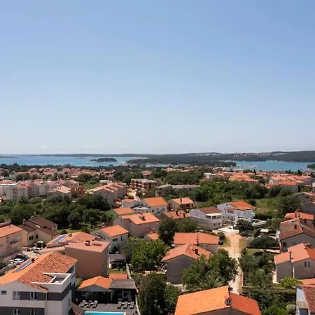 شقة Apartman Patricija ميدولين